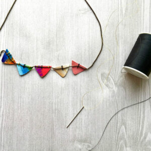 paperbuntingnecklace-marticesmithart-pic6